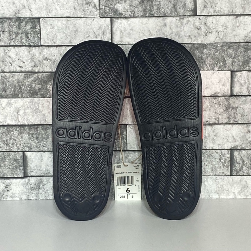 New Adidas Adilette Sandals Youth 6 Pink Slides - Picture 6 of 7